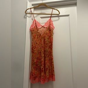 Vintage Victoria’s Secret Sheer Slip Sz S